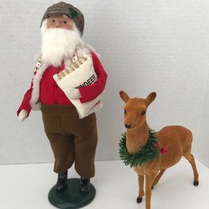 Byers Choice LTD Caroler Santa with Reindeer